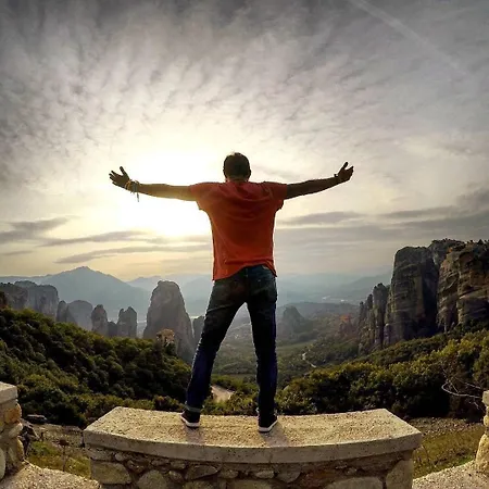 Nomads Han/Misafirhane Tríkala