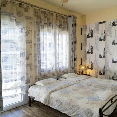 Nomads 4* 特里卡拉