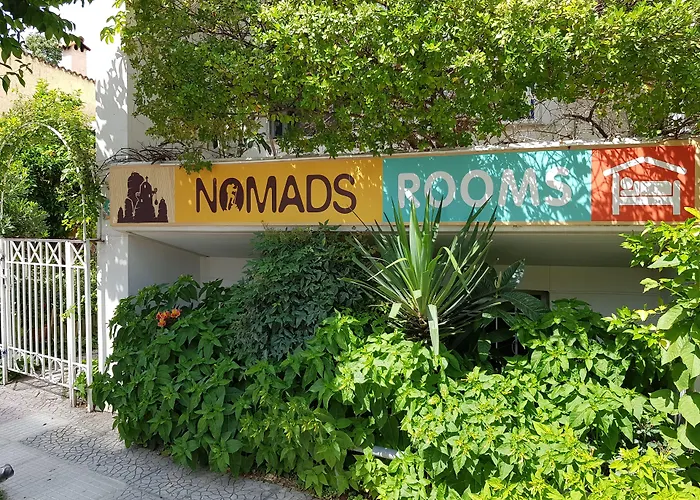Nomads 4*